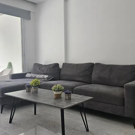 Aquamarine Daire *